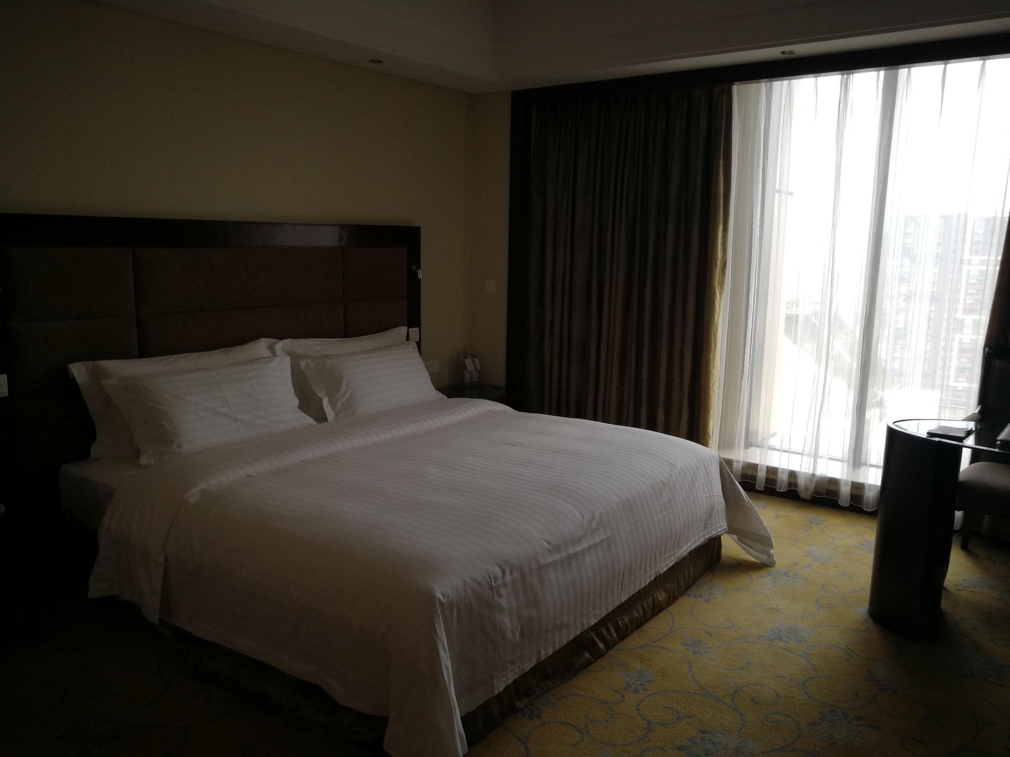 Daysun International Hotel Guangzhou Bagian luar foto